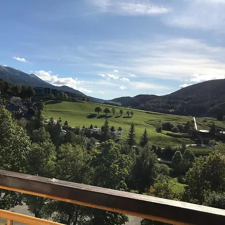 Appartement Confortable 2p Avec Balcon Et Superbe Vue à - Fr-1-515-231
